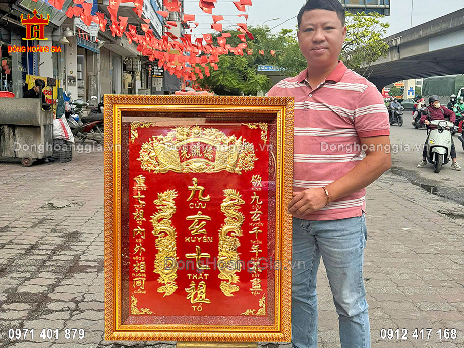 Chế Tác Tấm Cửu Huyền Thất Tổ Mạ Vàng Theo Yêu Cầu