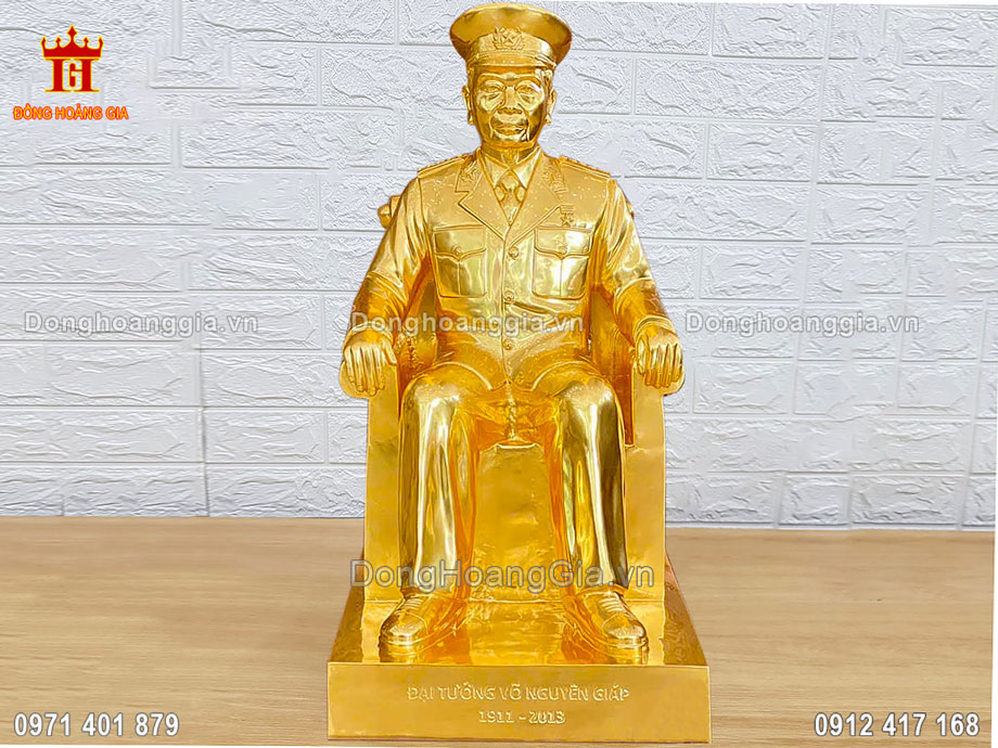 Đúc Tượng Đại Tướng Võ Nguyễn Giáp Ngồi Ngai Bằng Đồng Mạ Vàng 24K