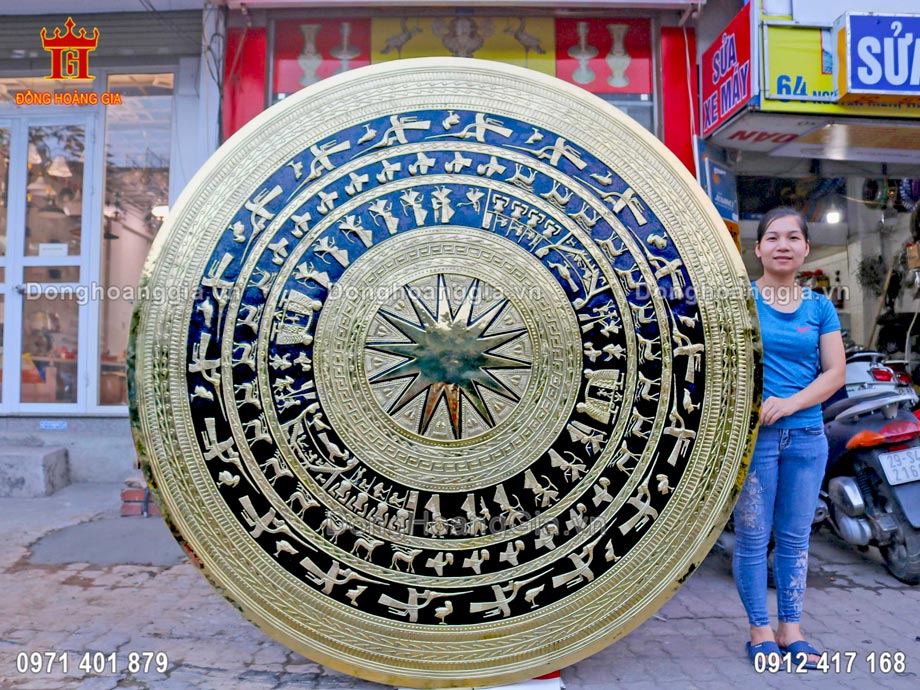 Mặt Trống Đồng Treo Tường Gò Thủ Công Cỡ Lớn 2M17