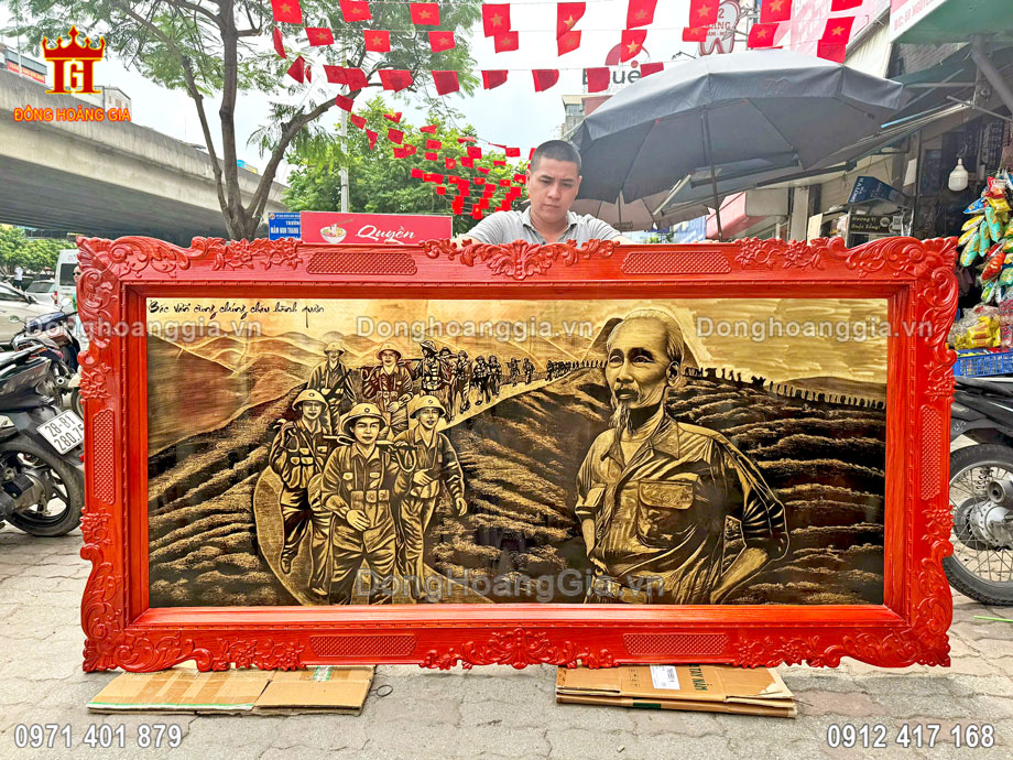 Tranh Bác Hồ Cùng Các Cháu Hành Quân Bằng Đồng Làm Giả Cổ