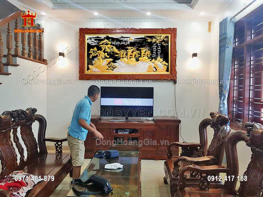 Tranh Đồng Thuận Buồm Xuôi Gió Mạ Vàng Treo Phòng Khách VIP
