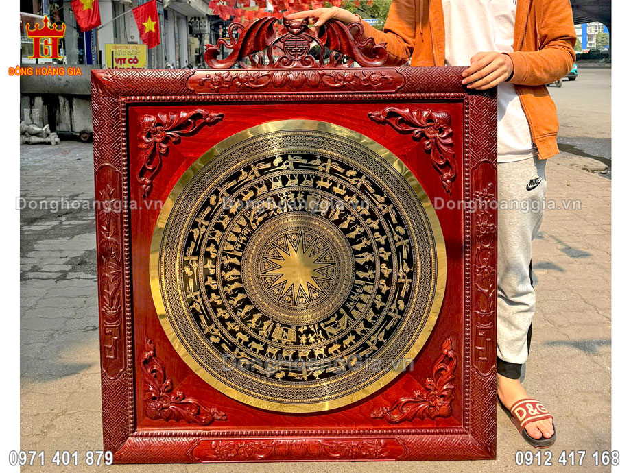 Tranh Mặt Trống Đồng Ăn Mòn Khung Gỗ Hương Cao Cấp