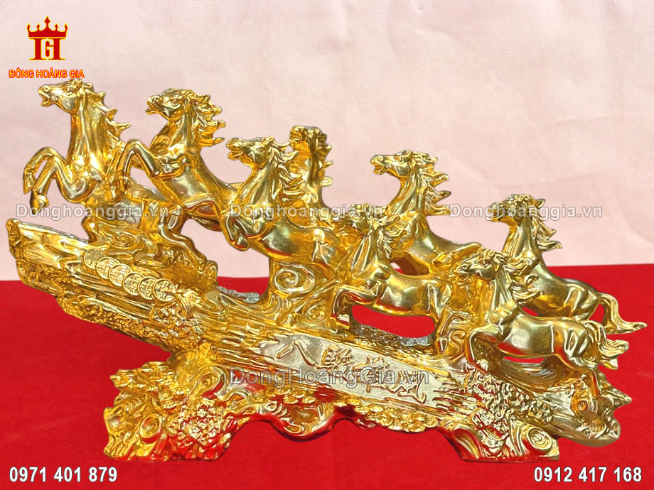 Tượng Bát Mã Bằng Đồng Mạ Vàng 24K Biểu Tượng Của Thành Công