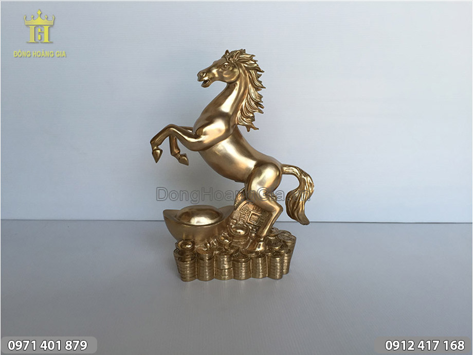 Tượng con ngựa bằng đồng nguyên chất cao 30cm